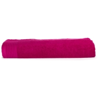 Classic Beach Towel - Magenta